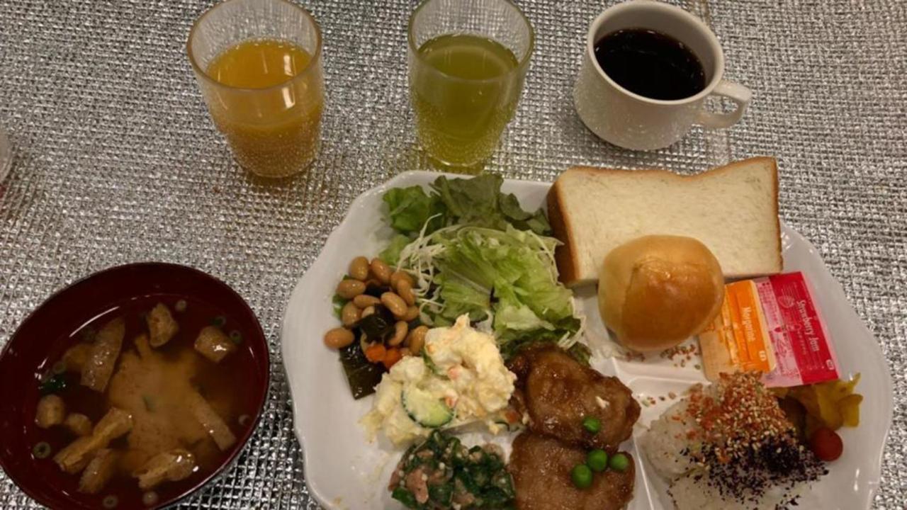 Toyoko Inn Osaka Hankyu Juso-Eki Nishi-Guchi No.1 Buitenkant foto